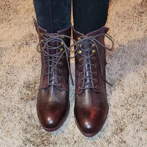 Matisse Dark Brown Leather Ankle Boots - 8.5M $205